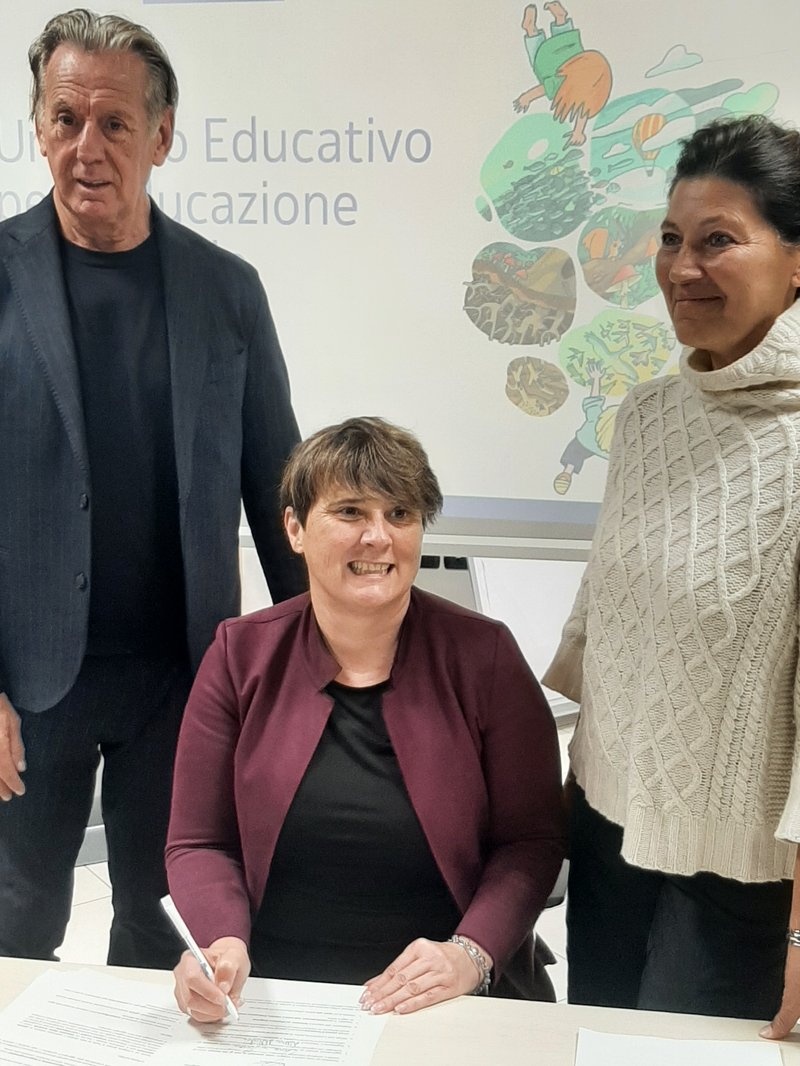 Firma patto educativo