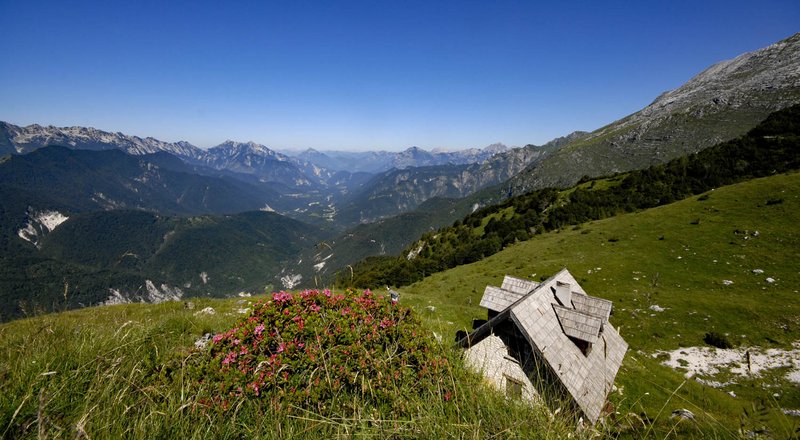 Panorama_da_Casera_Canin_Val Resia_Marco_Di_Lenardo_rid.jpg